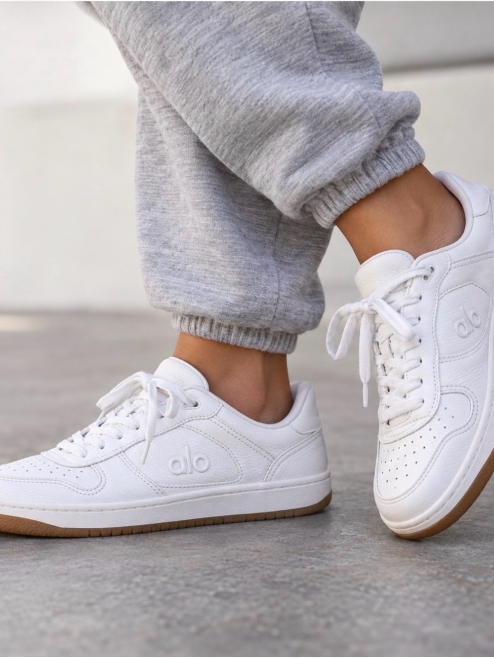 ALO Yoga Women's White Leather Low-Top Sneakers with Gum Sole
